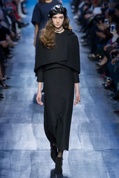 Look 39